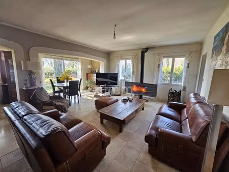 vente maison 4 pièces 120 m² château-arnoux-saint-auban (04160)