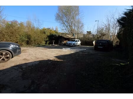 superbe terrain 1120 m² – calme absolu & grand jardin – libre de constructeur
