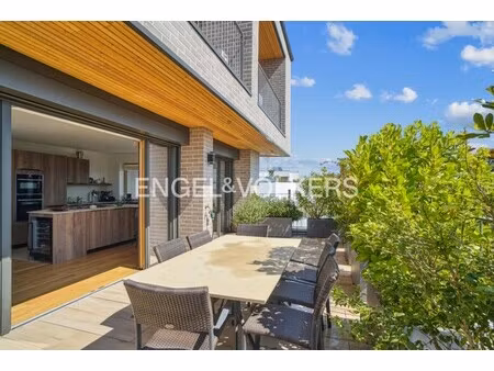 appartement de luxe à vendre dans le quartier plateau-mont valérien