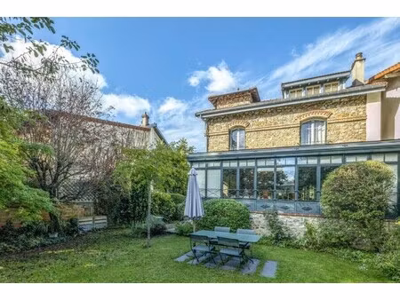 maison de luxe à vendre dans le quartier père komitas
