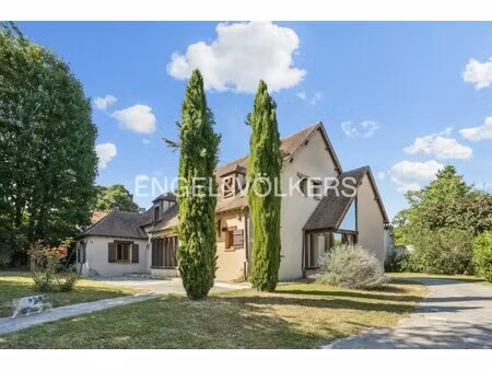 maison de luxe à vendre dans le quartier percy schneider