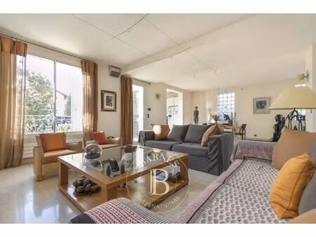 maison de luxe à vendre dans le quartier marceau - république