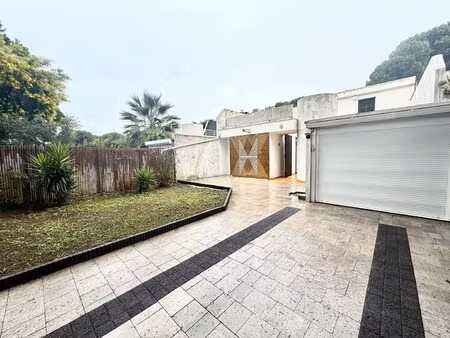 maison de luxe à vendre dans le quartier nord