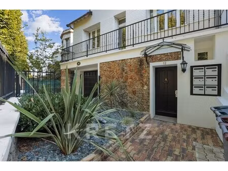 maison de luxe à vendre à saint-cloud