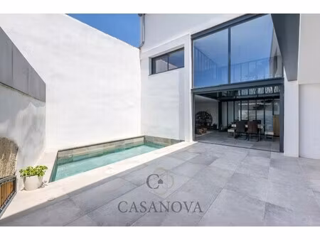 maison de luxe à vendre dans le quartier nord