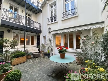 villa de luxe à vendre dans le quartier prince–marmottan