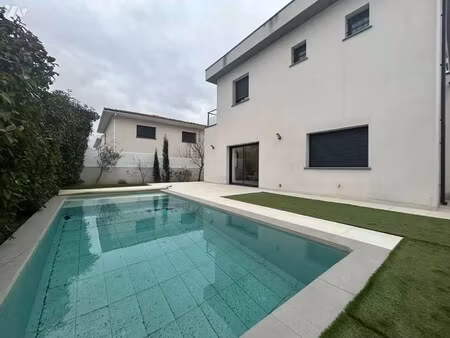 maison de luxe à vendre à montarnaud