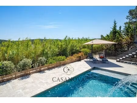 maison de luxe à vendre dans le quartier centre ville