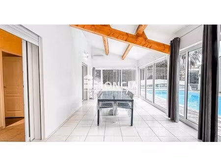 villa de luxe à vendre à saint-gély-du-fesc