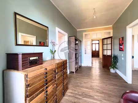 vente maison 7 pièces 207 m2 à rougemont