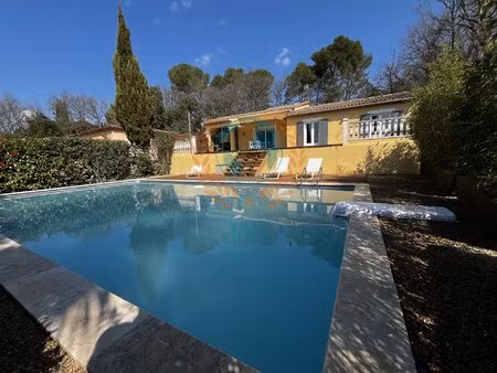 villa individuelle avec piscine