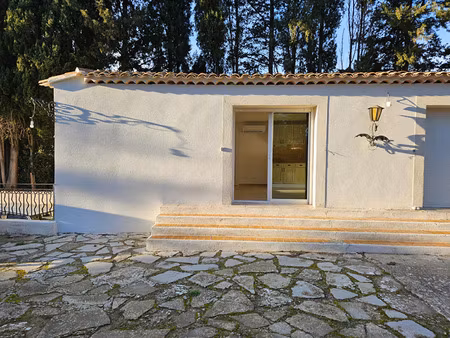 location appartement 2 pièces 29 m² à aix-en-provence (13290)