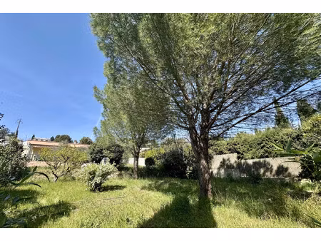 vente terrain 546 m² carnoux-en-provence (13470)