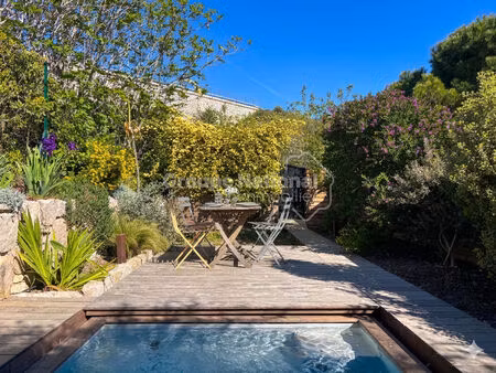 appartement les pennes mirabeau exclusivité : t2 rénové avec goût  jardin et piscine - zér