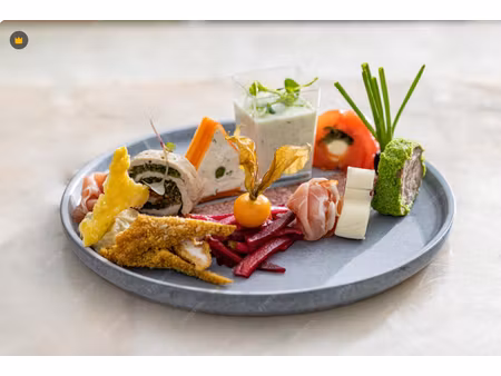 fonds de commerce 180 m² -alpilles - etat neuf et materiel haut de gamme