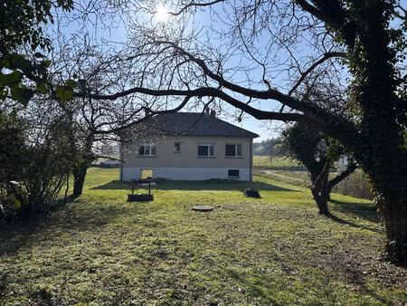 maison traditionnelle au fort potentiel