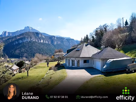 maison 8 pièces - 250 m²