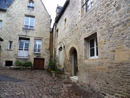 rue de la cave  studio au rdc