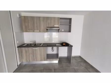 location appartement 3 pièces 61m²