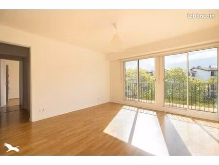 appartement 3 pièces 68 m²