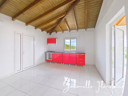 néron  le moule - studio de 25 m²  haut de villa indépendant