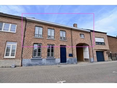 instapklaar appartement met twee slaapkamers en groot terras met open zicht