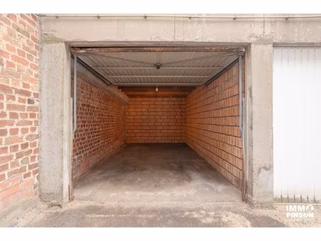 goed gelegend garage