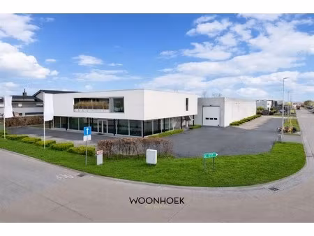 exclusief gebouwencomplex in industriepark e17/3 te lokeren