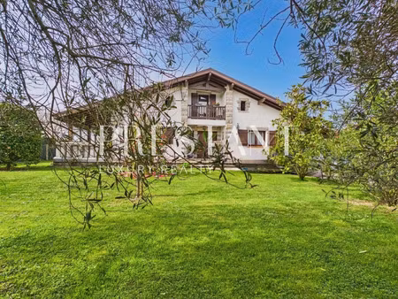 vente maison 6 pièces 160 m² biarritz (64200)