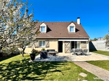 maison 6 pièces 153 m²