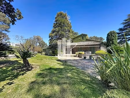 maison de luxe à vendre à saint-raphaël : 1 400 000 € | 300m²