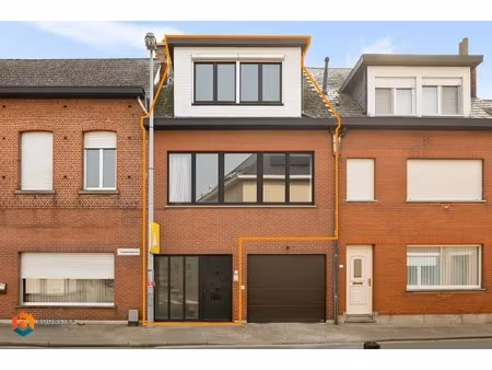 woning met 2 slkprs te elzenstraat