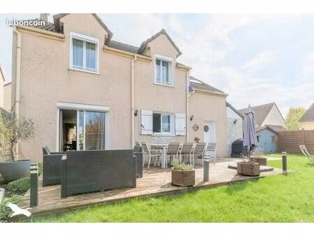 pavillon 6 pièces 112 m²