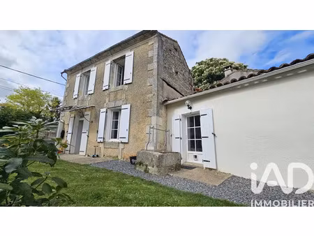 maison de village à genac (16170)