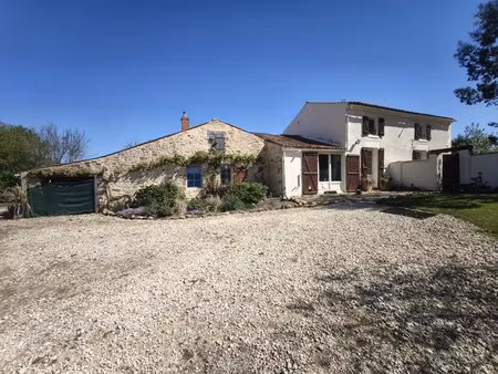 charmante maison de campagne avec seconde maison et potentiel infini