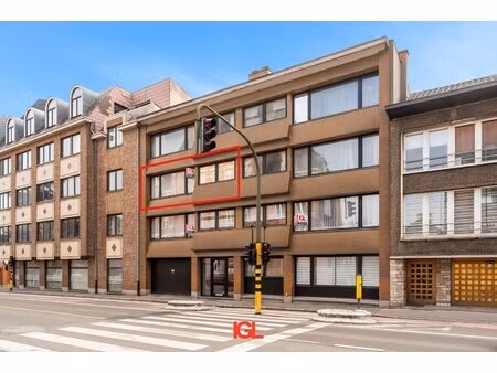 ruim 3-kamer appartement nabij het centrum van halle