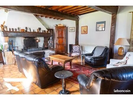 ferme 9 pièces 280 m²