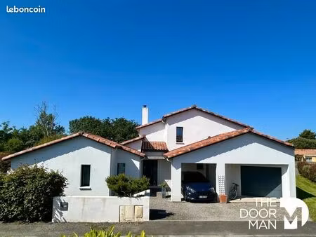 maison 6 pièces 146 m²