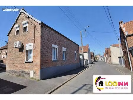 maison 4 pièces 65 m²