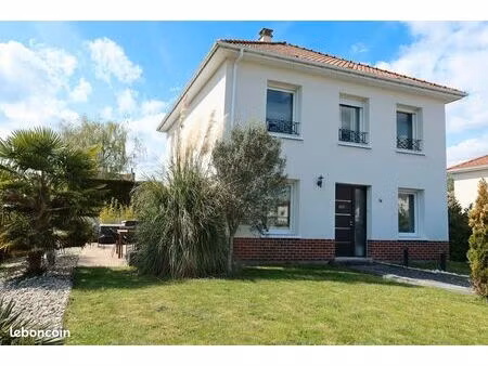 maison d’exception en centre-ville – esprit balinais  calme absolu et sans vis-à-vis