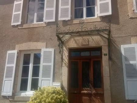 maison 8 pièces 164 m²