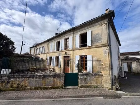 maison cherves richemont 3 pièce(s) 112 m2 + dépendances