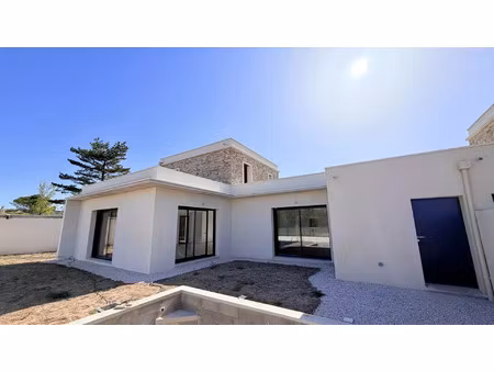 vente maison 4 pièces 126 m2 à pourrières