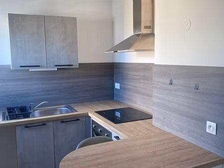 studio 28m2 refait à neuf