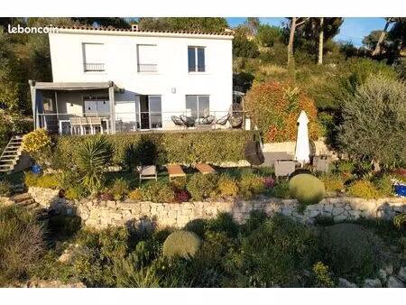villa niçoise récente type mas provençal vue mer 5 pièces au calme
