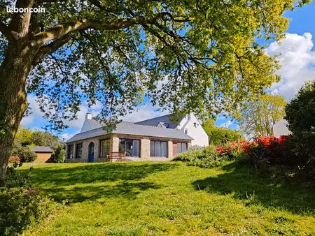 belle et grande maison  dans parc exceptionnel  au bourg de tregunc  entre concarneau et p