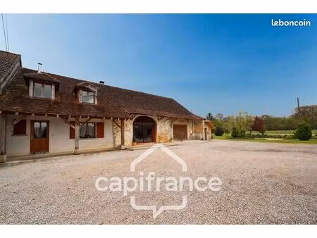 maison 5 pièces 111 m²