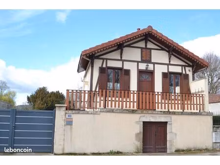 maison 1 pièce 17 m²
