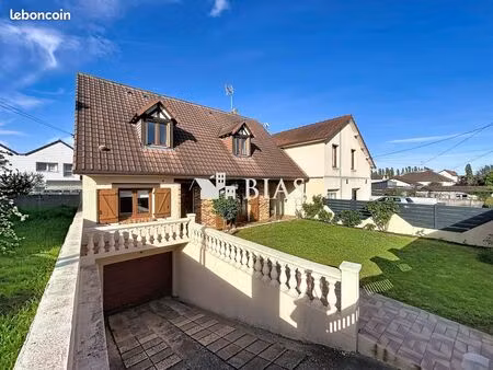 maison 5 pièces 120 m²