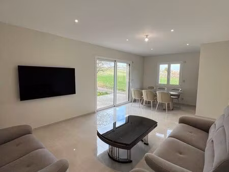 maison t5 sur les hauteurs de vernaison